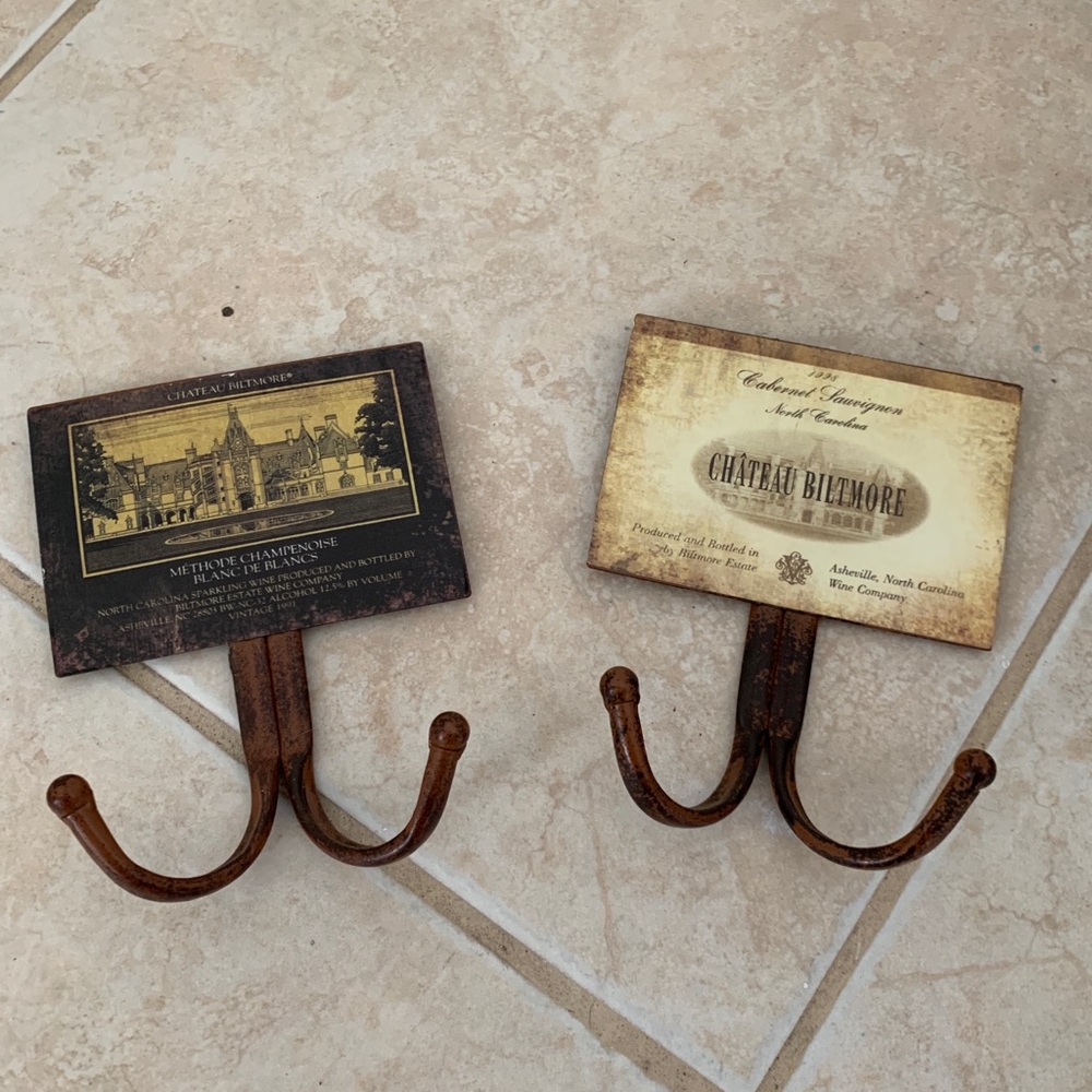 Biltmore key ring holders